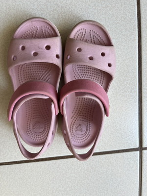 Crocs girls' sandals pink like new size 28-29