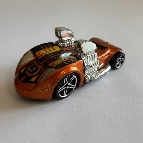 Hot Wheels 2006 Twin Mill Hardnoze used
