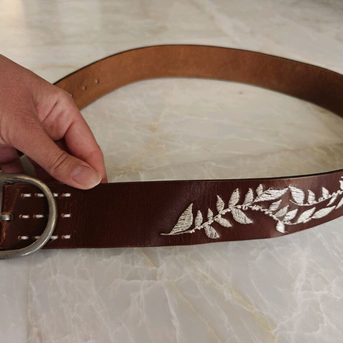 Belt with designs used Accessorize, size 95, white and brown