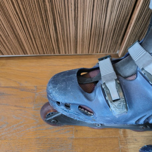Roller skates used, size 40, functional with wear marks