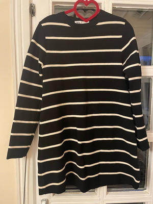 Zara mini striped dress like new, size M