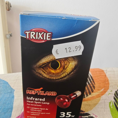 Red Lamp for Reptiles New, Only Box