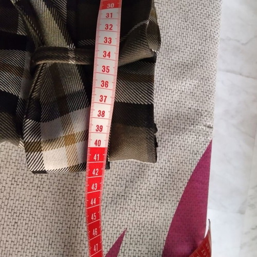 H&M checked midi skirt with belt, size 42