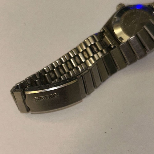 Seiko Hi-Beat Automatic 2906-0030 women's watch used, crystal repair needed