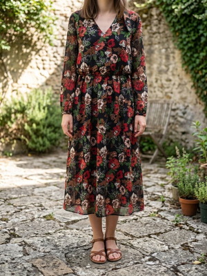 Floral dress like new, black and red, sizes S and M