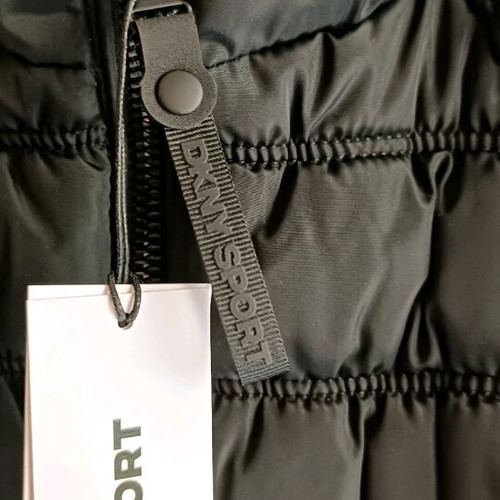 DKNY sleeveless vest new, black, size S