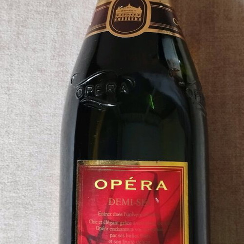 Opera sparkling wine new
