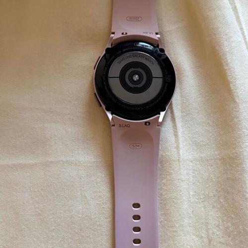 Samsung Galaxy Watch 4 Pink Gold 40mm like new with charger and box