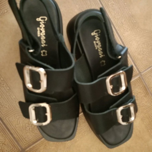 Platform sandals like new, size 39, black
