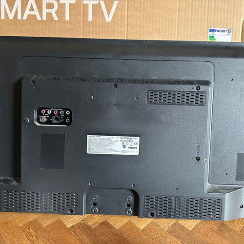 Τηλεόραση Thomson 32hz4233 μεταχειρισμένη, δεν λειτουργεί, 32 ίντσες