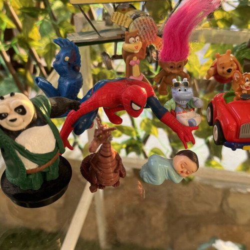 Disney and Animation Figures Collection with Winnie the Pooh Treehouse