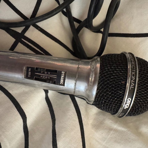 Dynamic microphone used with cable and on/off switch