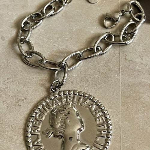 Bracelet stainless steel with large charm, new, 22 cm
