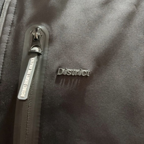 District75 black children's jacket like new, size 12-14