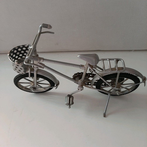 Vintage metal bicycle handmade used, 23cm decorative piece