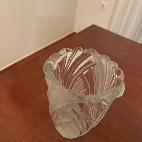 Crystal vase like new, height 17cm