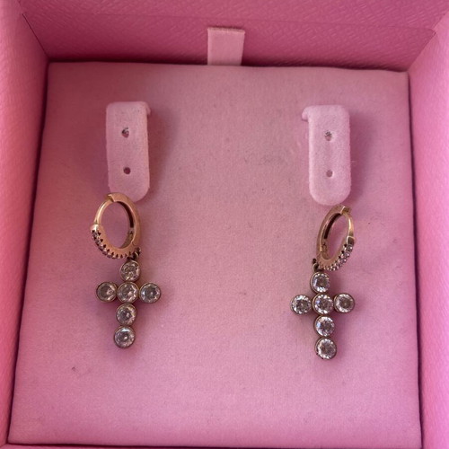 Mazaraki cross earrings like new, silver color