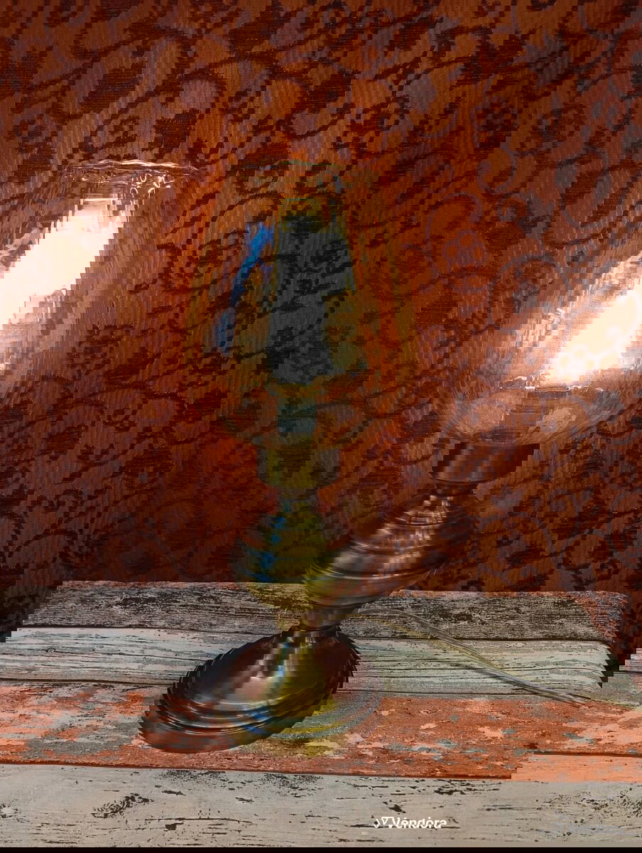 Μπρούτζινη παλιά λάμπα μεταχειρισμένη με γυαλί τουλίπα