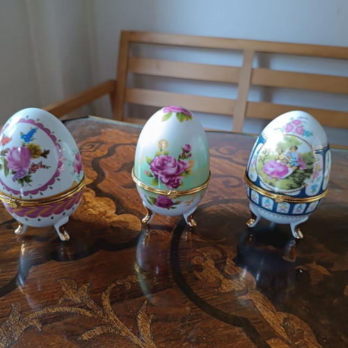 Limoges eggs new, set of 3 decorative