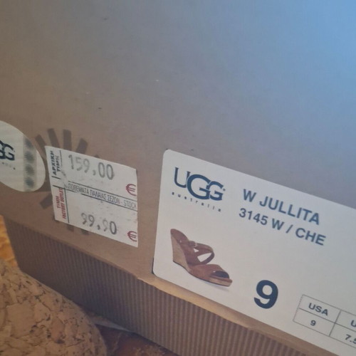 Ugg Australia platform sandals size 39 like new, brown