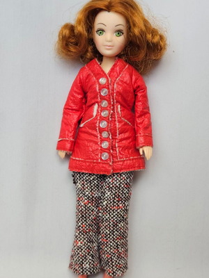 The World of Love Fashion Doll by Hasbro used, vintage