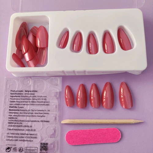 Pink almond cats eye fake nails new, set of 24 pieces