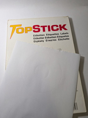 A4 round CD/DVD labels 117mm like new, 2 packs