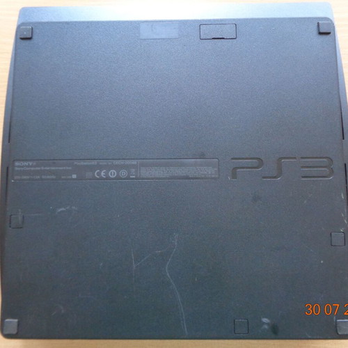 Sony PlayStation 3 Slim CECH-2004B 320GB like new with 2 games