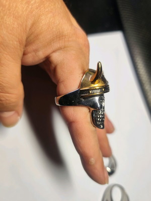 Men's ring used stainless steel with Viking skull design