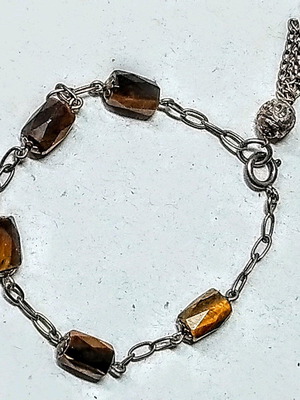 Silver bracelet new with tiger eye beads