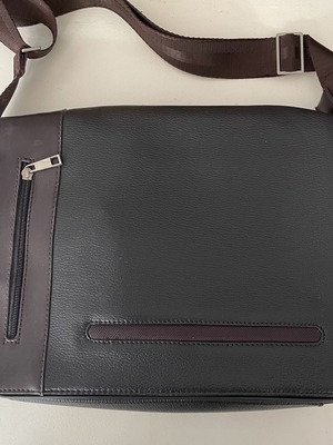 Γυναικεία τσάντα καφέ για laptop και tablet καινούργια, faux leather
