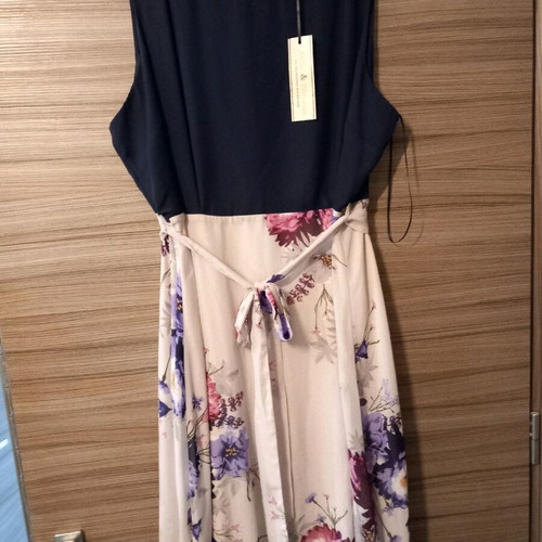 Sleeveless floral dress Dorothy Perkins new, size 50