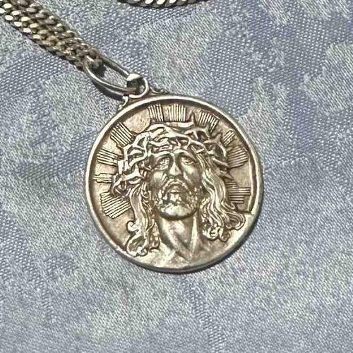 Vintage silver pendant with Jesus and Our Lady of Guadalupe like new
