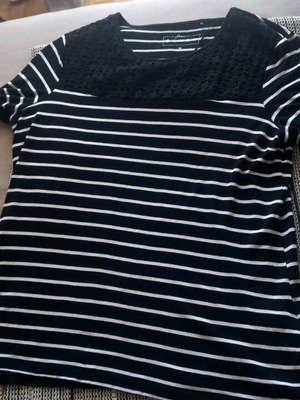 Cotton blouse medium striped