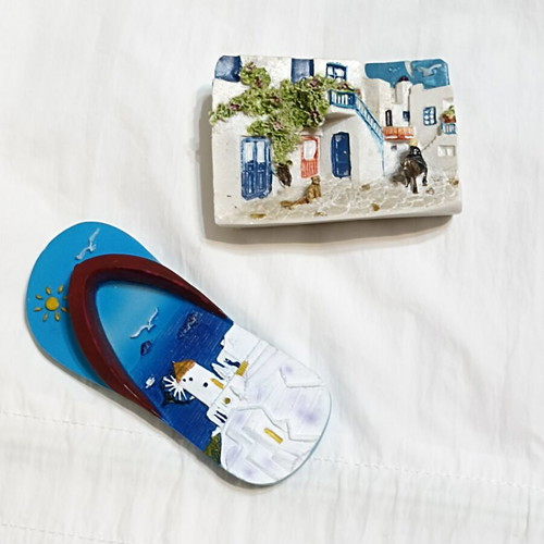 Set of 2 decorative island magnets, Santorini style
