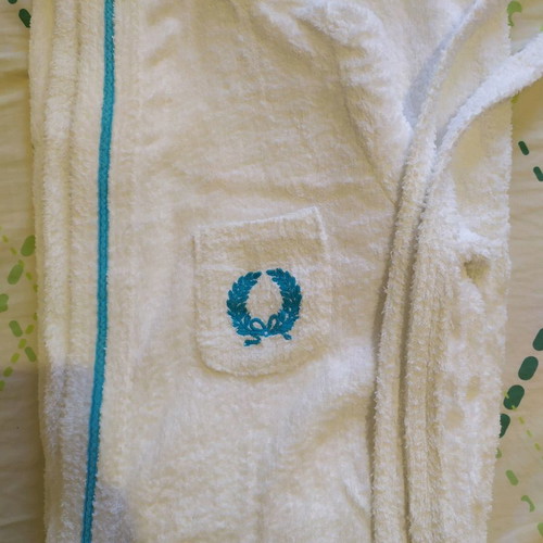 White unisex bathrobe used, large size, 100% cotton