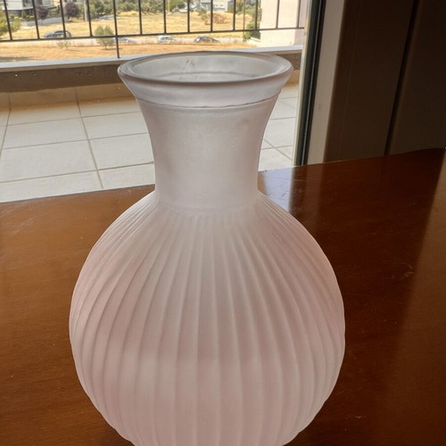 Vintage Opaline Vase 12.5 cm blush pink frosted glass like new