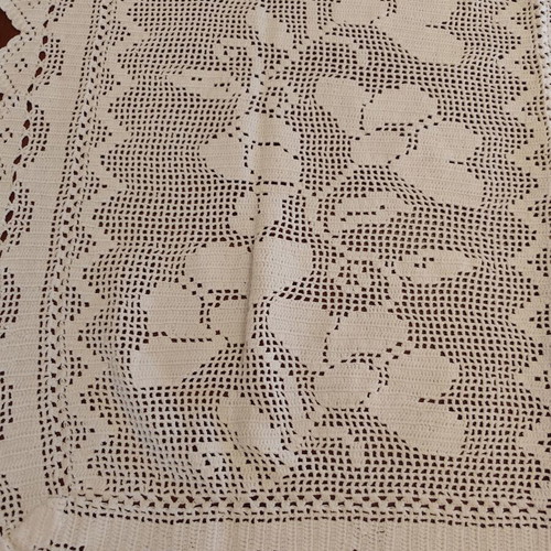 Handmade tablecloth 95 x 100 cm like new
