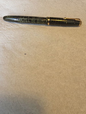 Parker Vacumatic fountain pen with original nib