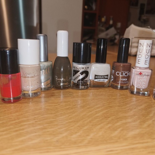 Nail polish set used, 9 pieces, various colors