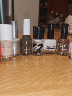 Nail polish set used, 9 pieces, various colors
