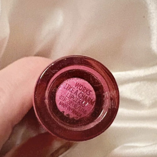 Mac Lip Glass “Works Like A Charm” new, authentic with Helena Rubinstein eyeshadow gift