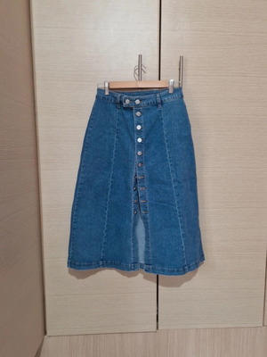 Denim skirt midi like new, size M 38 10, blue