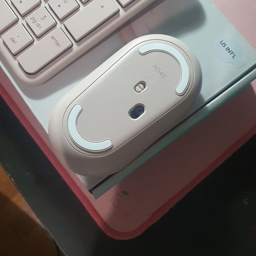 Logitech MK470 wireless keyboard and mouse pink US layout