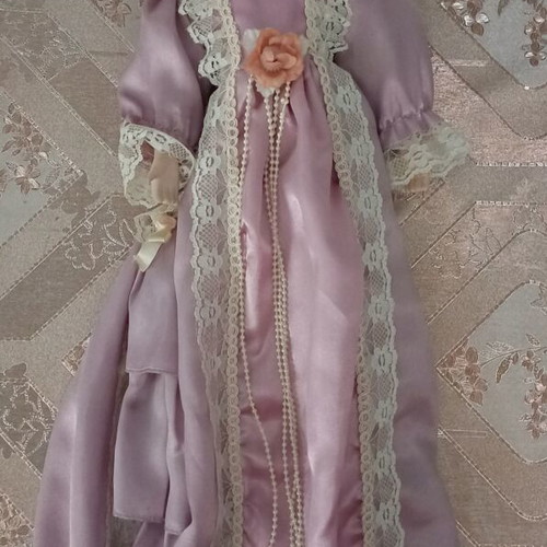 Porcelain doll with vintage dress, like new, 60 cm