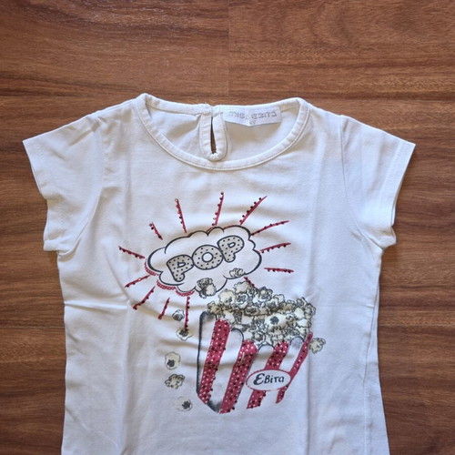 T-shirt pack of 7 for 2-3 years, like new, colorful brands