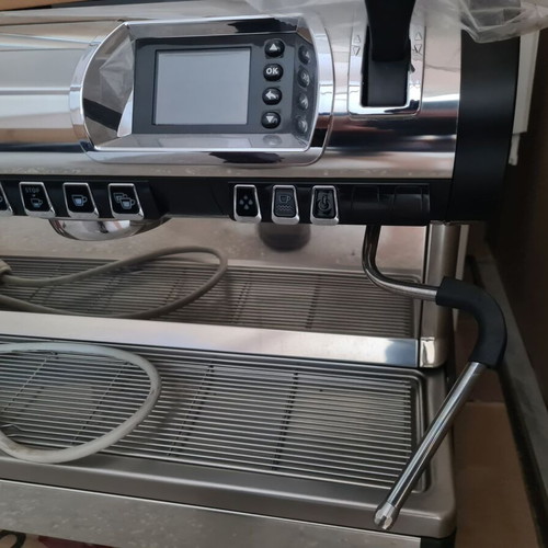Nuova Simonelli Aurelia Wave 3 Group professional espresso machine new