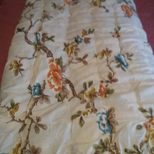Vintage quilt new with wool filling and cotton fabric