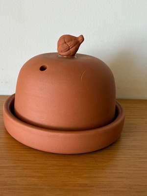 Vintage terra cotta garlic baker