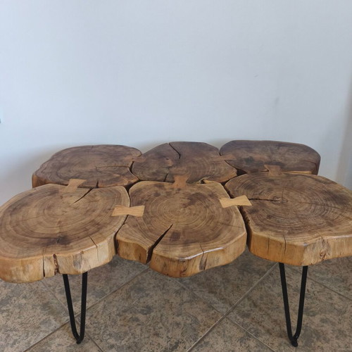 Solid coffee table used, 60x90 cm